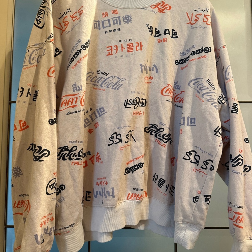 H&M X Coca Cola Graphic Sweatshirt XXL GUC
